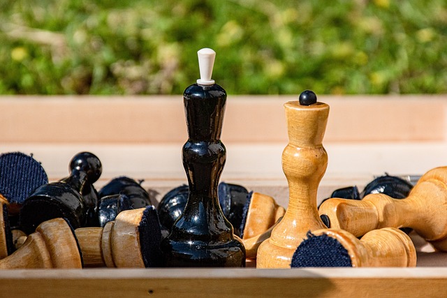 曲本身充满 曲本身充满