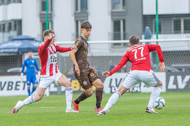 應變起到了 應變起到了